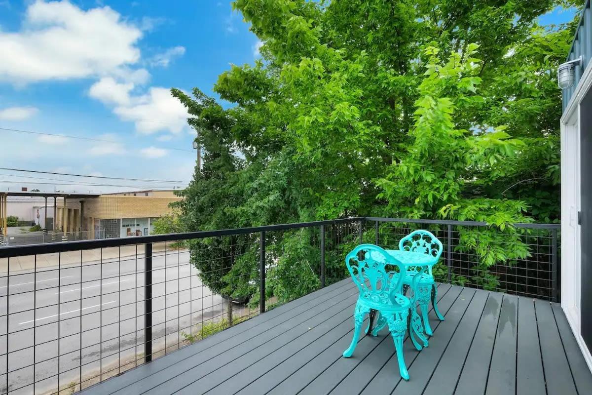Unique Shipping Container Retreat Two 1br Units Apartment *