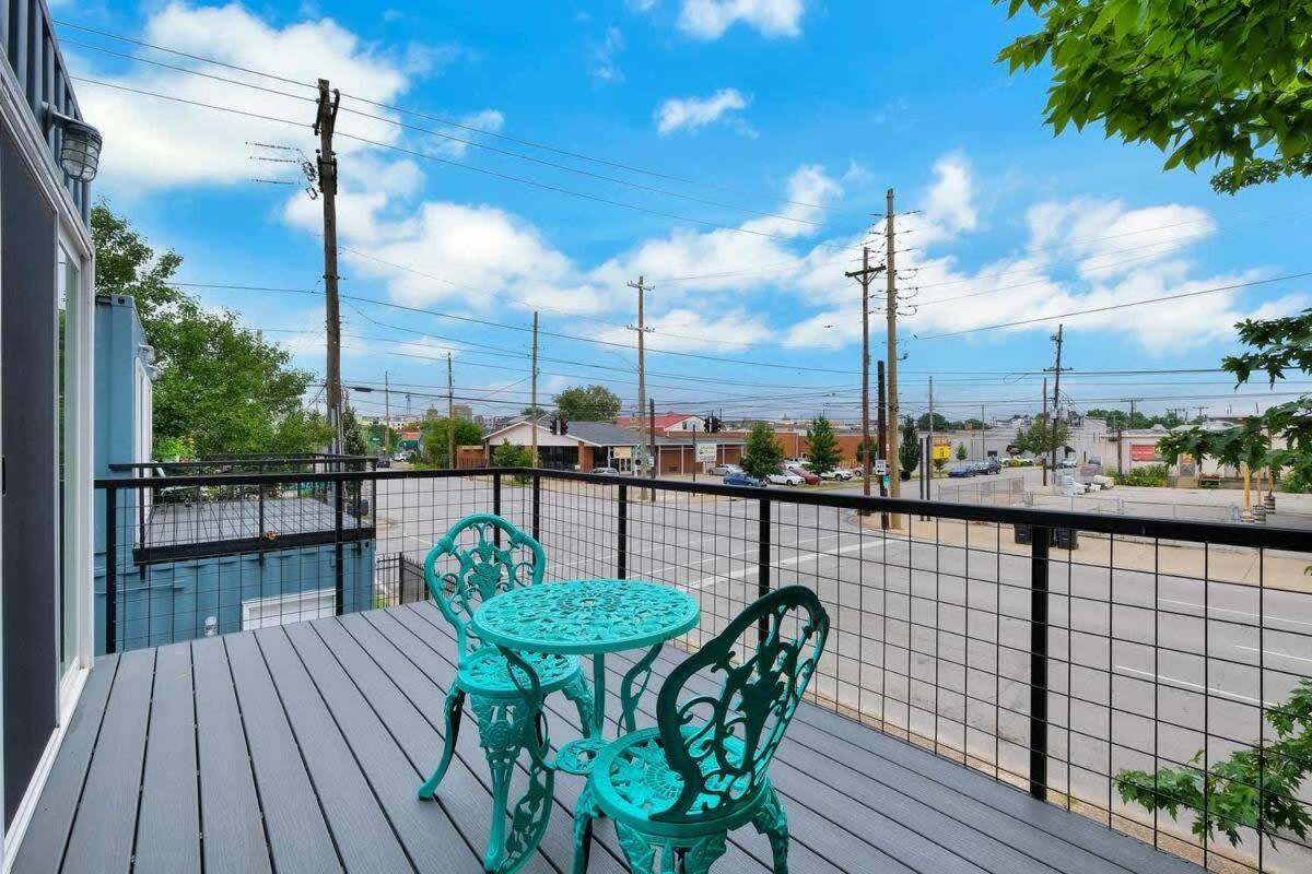 Unique Shipping Container Retreat Two 1br Units Apartment *